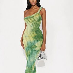 Fashion Nova Green and Yellow Maxi Dress